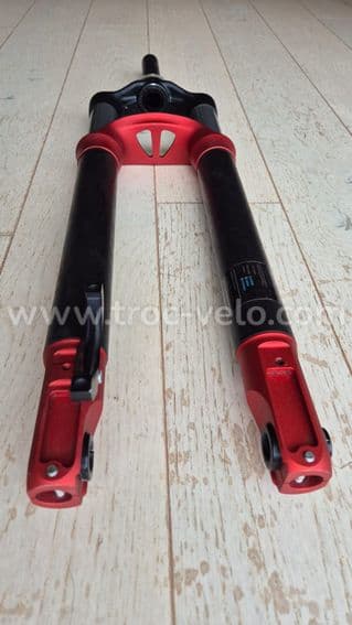 Fourche GERMAN-A XCITE 29" 15*100 - 5