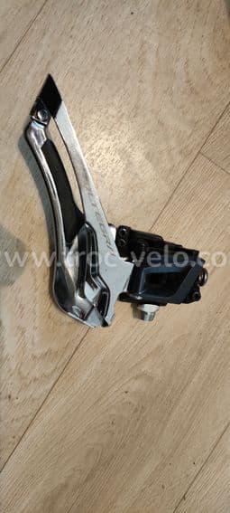 Vend dérailleur avant Shimano ultegra 11v - 1