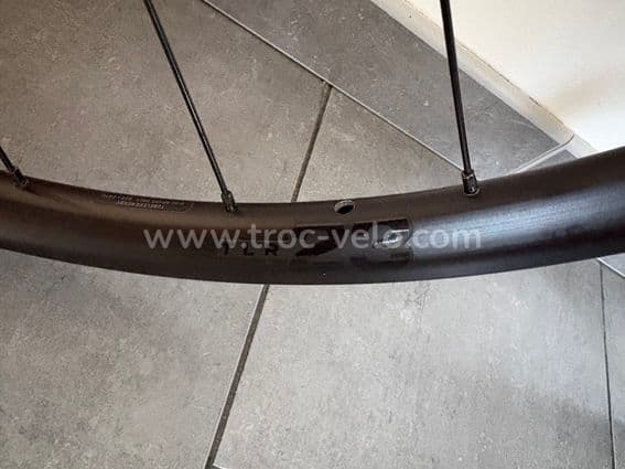 Roues Bontrager paradigm tlr 23 neuves - 3