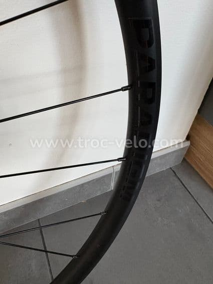 Roues Bontrager paradigm tlr 23 neuves - 6