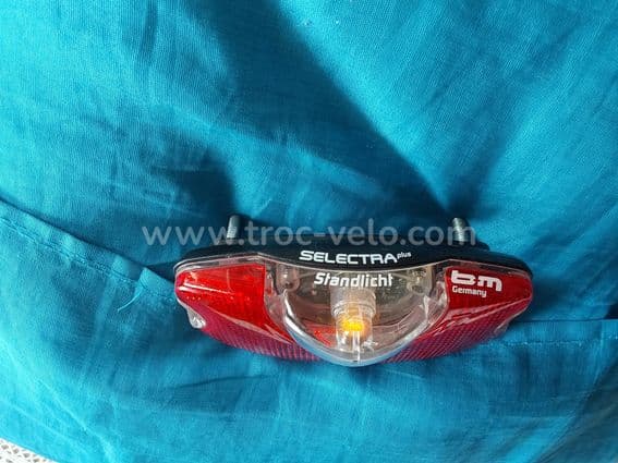 Busch-Müller Selectra Plus LED Rear Light - 320ALK Feux Arrière - 3