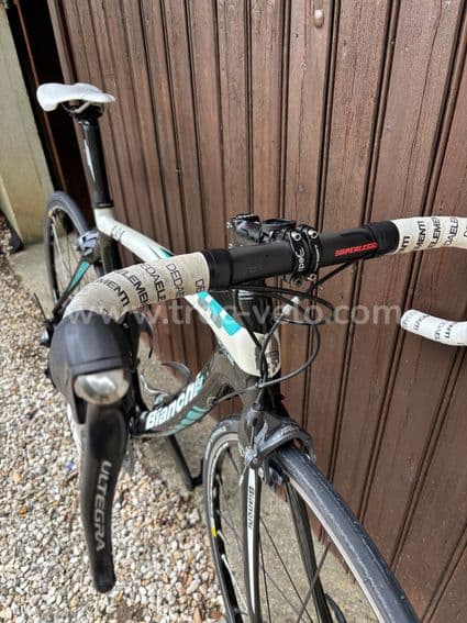 Vends vélo route Bianchi - 4