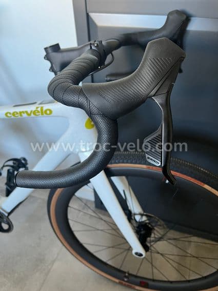 Cervelo Aspero gravel SRAM Rival xplr e tap AXS 12v - 14