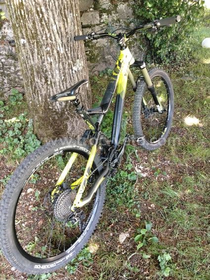 Vends VTT enduro commencal meta de 2016 - 1