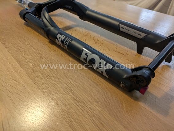 FOX 34 Performance 27.5", 140 mm - NEUVE - 2
