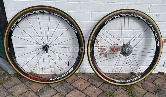 Roues Carbone Campagnolo BORA 35 - 1