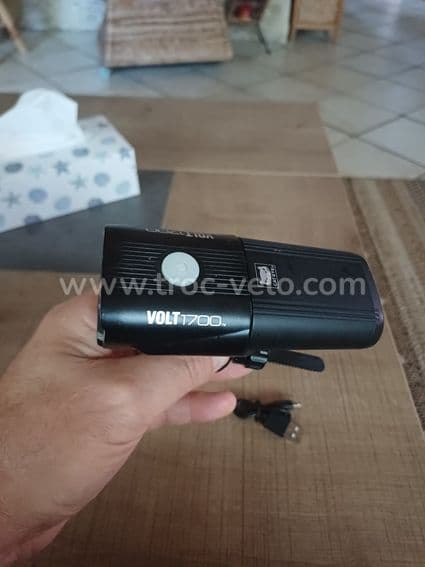 Vends eclairage cateye - 3