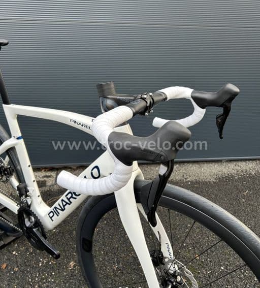 Pinarello F5 Disc Neuf – Shimano 105 Di2 – Roues Carbone MOST – Taille 53 - 3