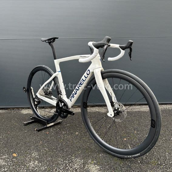 Pinarello F5 Disc Neuf – Shimano 105 Di2 – Roues Carbone MOST – Taille 53 - 4