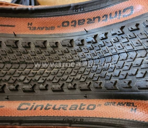 Pneus gravel Pirelli + chambres à air - 3
