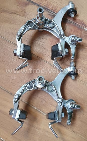 Étrier de frein V-brake Vuelta jaune - Freinage vélo sur La Bécanerie Étrier de frein V-brake Vuelta jaune - Freinage vélo sur La Bécanerie