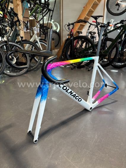 KIT CADRE SÉRIE LIMITÉE COLNAGO V5RS - 1