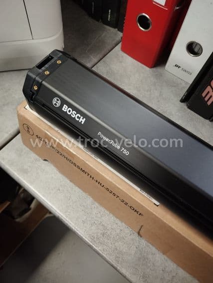 NEUF ! Batterie Bosch powertube 750 horizontal Gen4 Smart System EB1210000X - 1