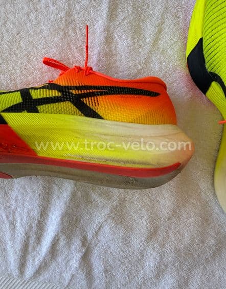 Chaussures running Asics metaspeed Sky carbone - 9