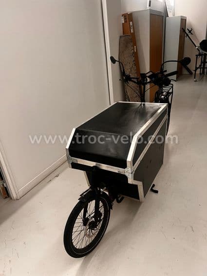 Vélo cargo électrique - Idéal livraison - 2 batteries - 1