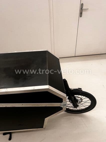 Vélo cargo électrique - Idéal livraison - 2 batteries - 5