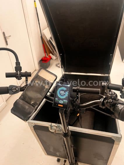 Vélo cargo électrique - Idéal livraison - 2 batteries - 10