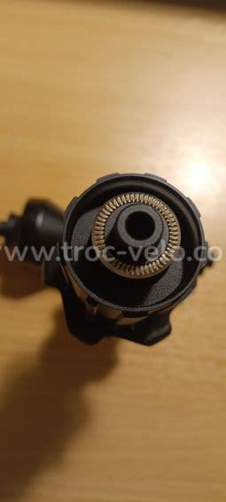 Moyeux DT SWISS 240 neufs - 4