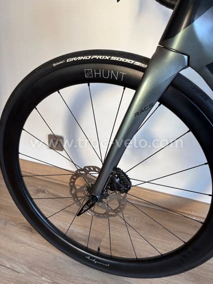 BIANCHI OLTRE RACE 105 Di2 – Roues carbone Hunt 44 – Capteur de puissance - 8