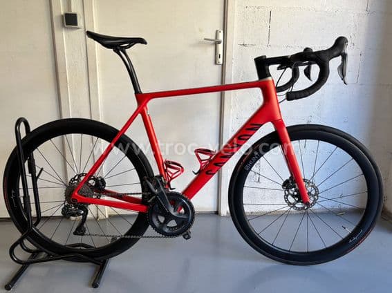 Canyon Endurace CF SL Disc 8.0 Aero Di2 - 1