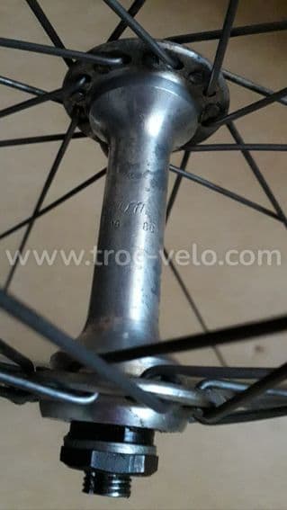 Roue avant 700 / 28" vintage en aluminium et moyeu Atom 80 en Bé - 2