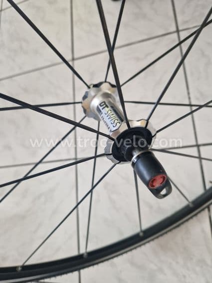 Roue avant DT Swiss R20 - 3