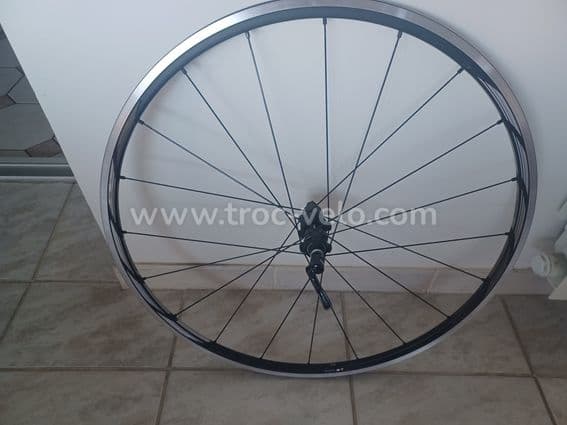 Paires de roues Shimano WH RS 61 freinage patins - 1