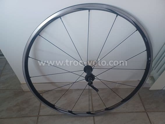Paires de roues Shimano WH RS 61 freinage patins - 2