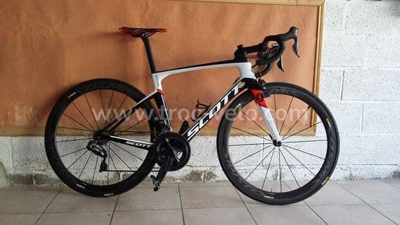 Vends vélo de course route Scott Foil - 1