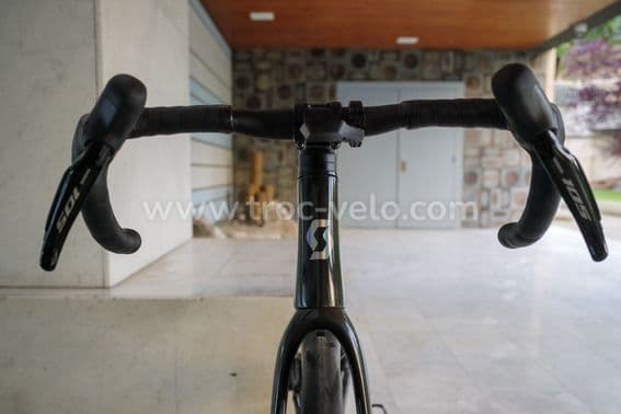 Scott Addict RC 30 Shimano 105 Di2 12V 700 mm Noir 2025 - 4