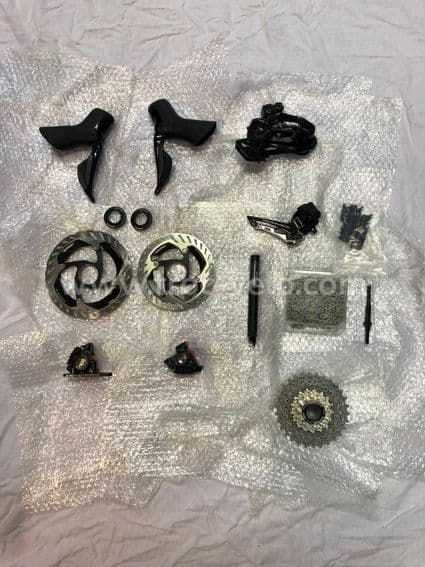 Groupe shimano dura ace 12 v DI2 neuf sans pédalier - 2