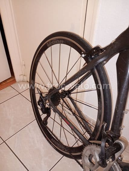 Vends vélo tout carbone - 3