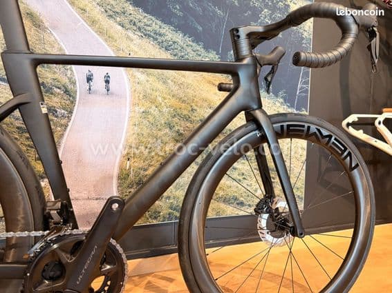 CUBE LITENING AIR C:68X – ULTEGRA Di2 – CARBONE – AÉRO - 3