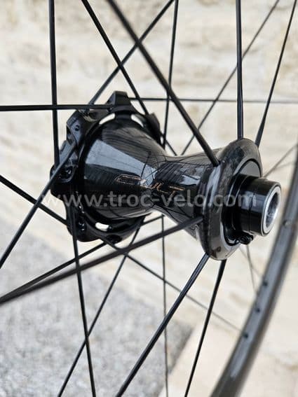 Roue avant Campagnolo Bora Ultra wto 33 - 4