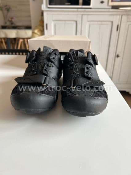 Chaussures Vélo Unisexe Chaussures De Cyclisme Unisexes GIRO Savix - Système BOA L6 - Semelle Nylon - Tailles 36-43 Vélo Route Chaussures Vélo Unisexe Chaussures De Cyclisme Unisexes GIRO Savix - Système BOA L6 - Semelle Nylon - Tailles 36-43 Vélo Route