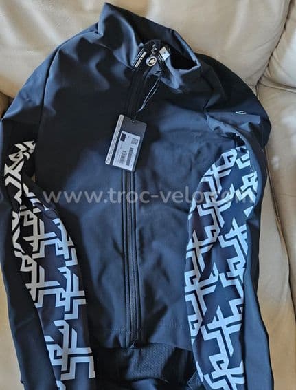 Veste cycliste cyclisme vélo Björka taille M neuve - Vêtements Veste cycliste cyclisme vélo Björka taille M neuve - Vêtements