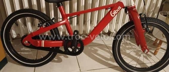 bicicletta da bambino racer dai 4 anni, misura 16 pollici, movimento centrale a sfera telaio bicolore rosso e nero, freni a disco bicicletta da bambino racer dai 4 anni, misura 16 pollici, movimento centrale a sfera telaio bicolore rosso e nero, freni a disco