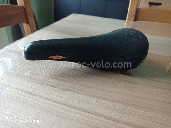 Selle de vélo vintage NEUF espagnole Arius Gran Carrera cuir Selle de vélo vintage NEUF espagnole Arius Gran Carrera cuir